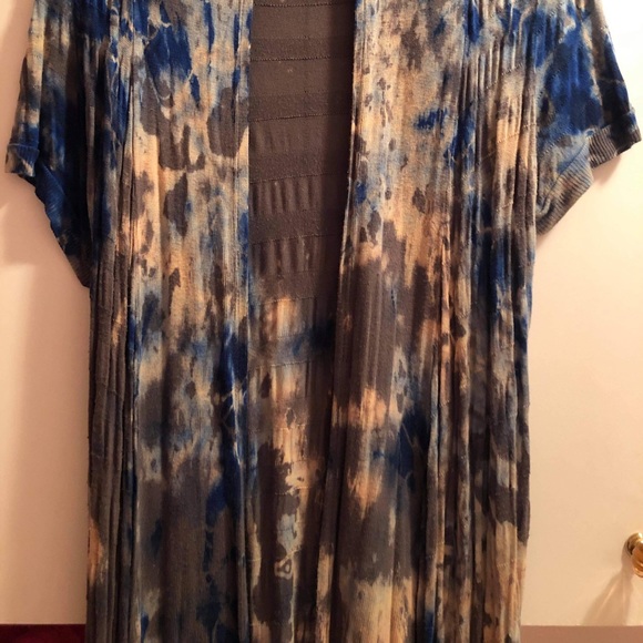 Short-Sleeve Cardigan from Daytrip - Picture 10 of 11